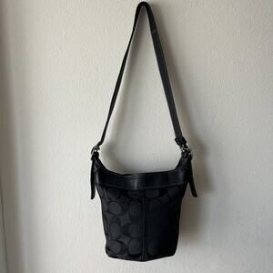 Coach Vintage G0949 F13358 Black SIGNATURE DUFFLE Bucket Crossbody logo bagFLAW